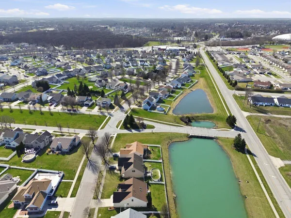 $450,000 | 1804 Edith Way, Crown Point, IN 46307