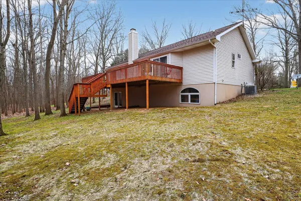 $574,000 | 3652 Sawyer Road, Sawyer, MI 49125