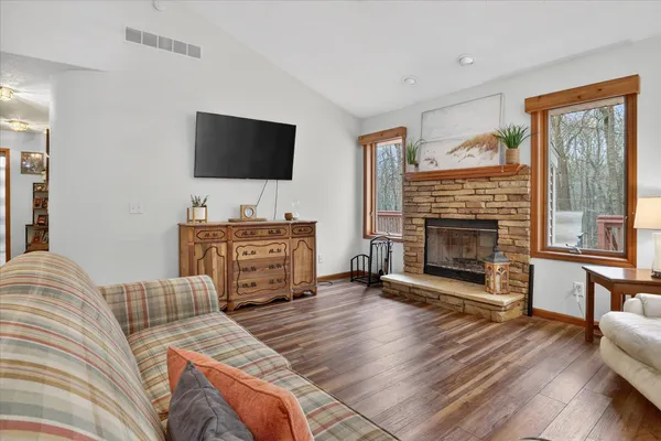 $574,000 | 3652 Sawyer Road, Sawyer, MI 49125