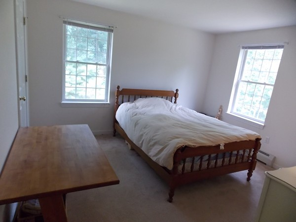 19 Round Road Lunenburg, MA 01462 - Photo 12 of 16