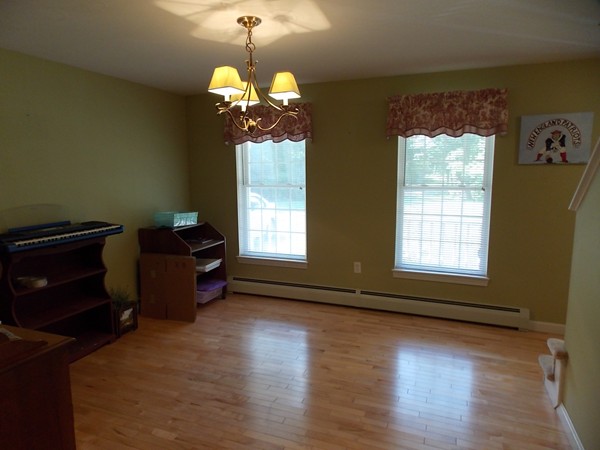 19 Round Road Lunenburg, MA 01462 - Photo 5 of 16