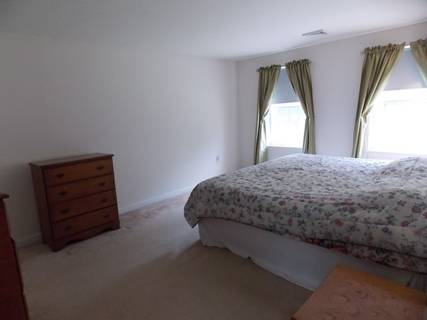 19 Round Road Lunenburg, MA 01462 - Photo 10 of 16