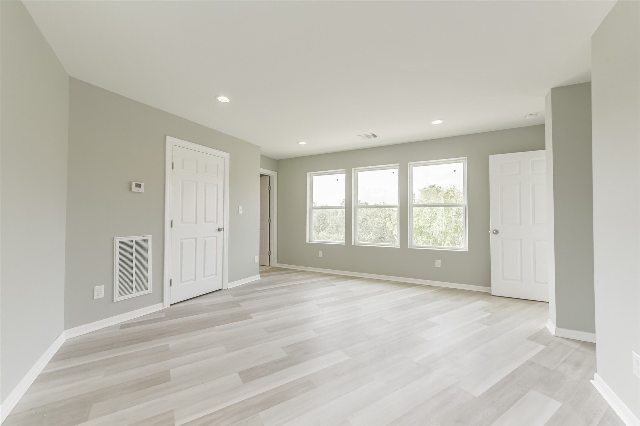 5302 Tarawa Road Houston, TX 77033 - Photo 24 of 35