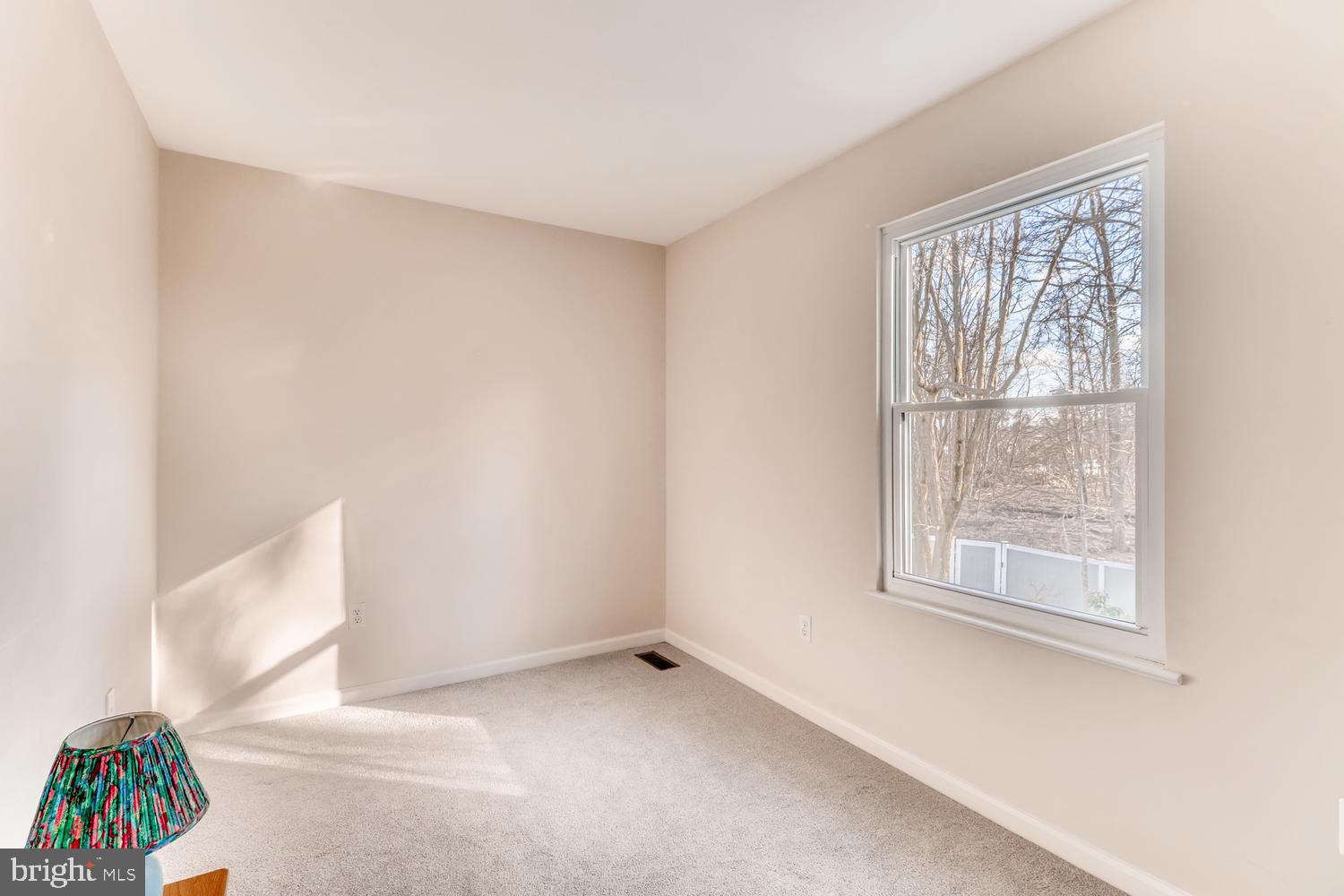 9527 Ridgeview Drive Columbia, MD 21046 - Photo 20 of 34 Bedroom