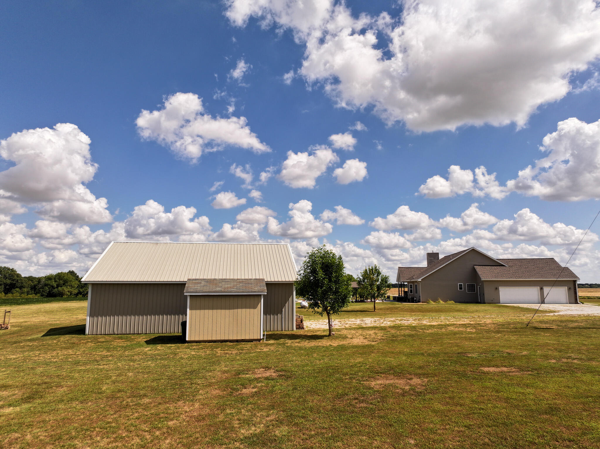 672 Southwest 15th Road Liberal, MO 64762 - Photo 10 of 85 DJI_20260912030710_0742_D