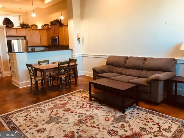 $1,800 | 1500 Timothy Road, Unit D31, Athens, GA 30606