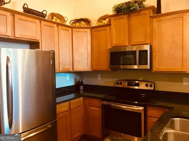 $1,800 | 1500 Timothy Road, Unit D31, Athens, GA 30606