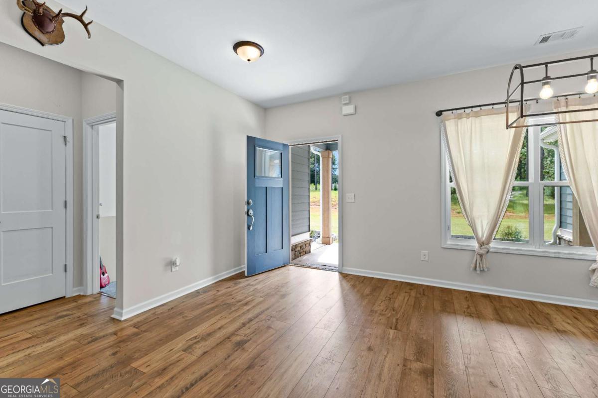 296 Beavers Road Grantville, GA 30220 - Photo 6 of 67