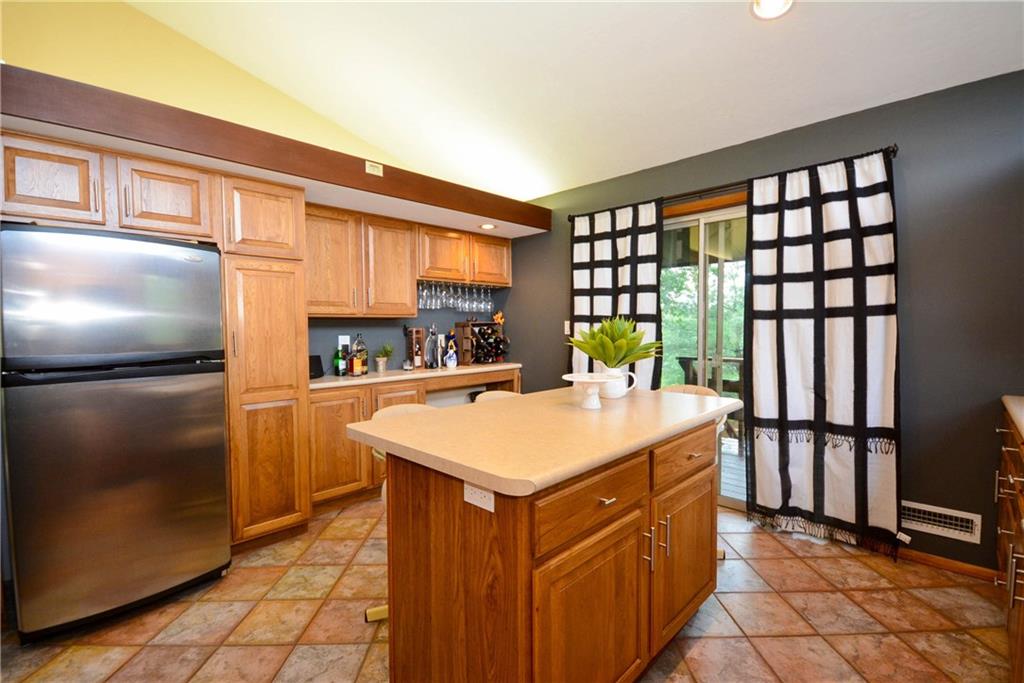 133 Adele Road Pittsburgh, PA 15237 - Photo 6 of 24