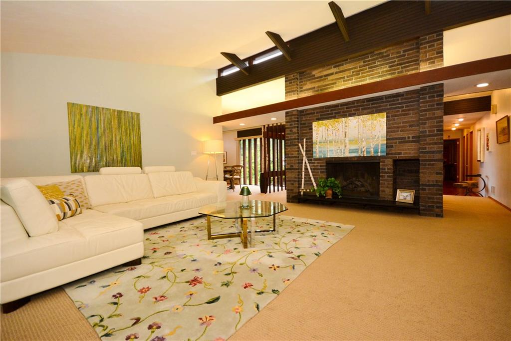133 Adele Road Pittsburgh, PA 15237 - Photo 9 of 24