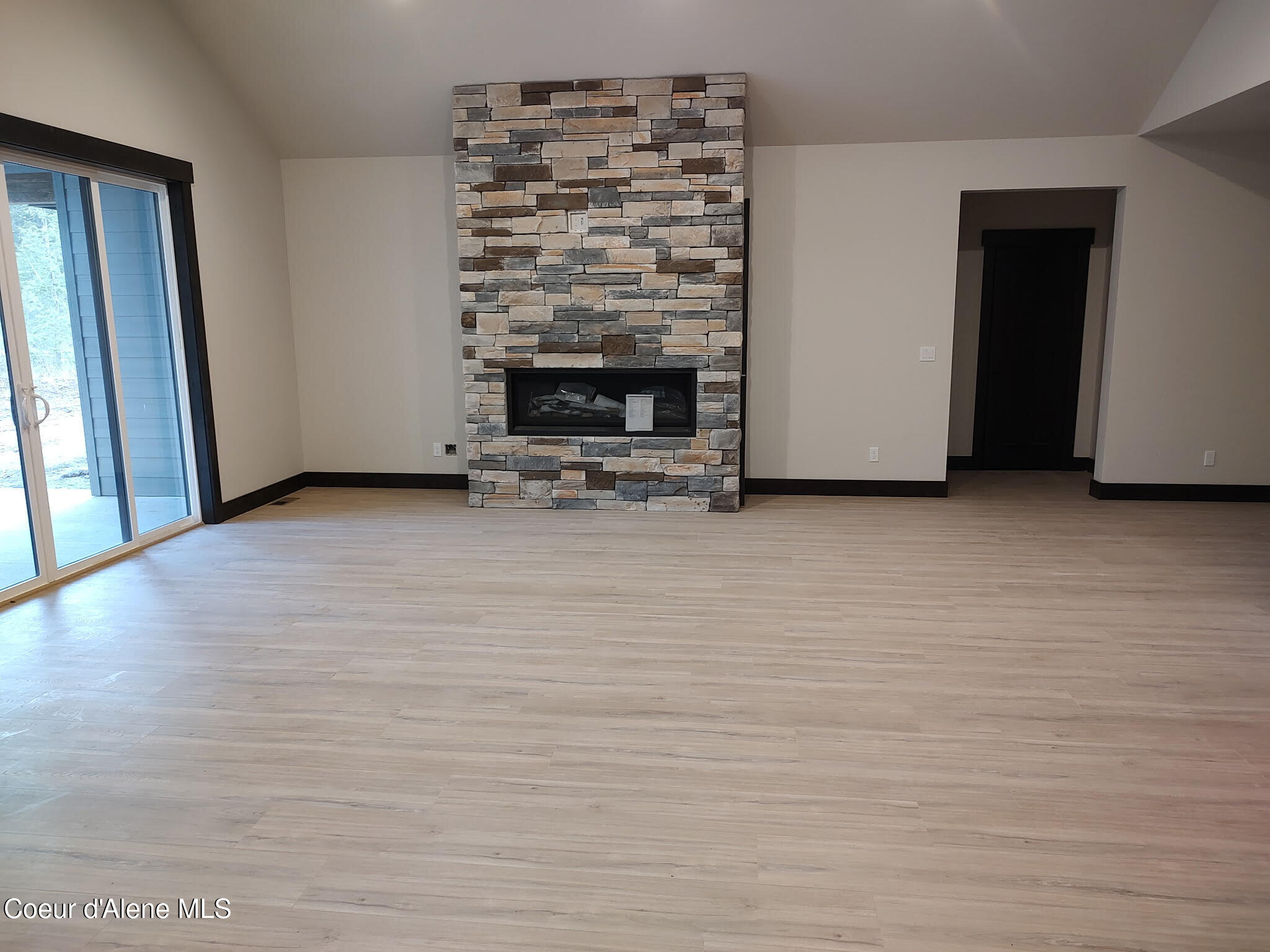 25787 North Dickens Road Athol, ID 83801 - Photo 6 of 19 14