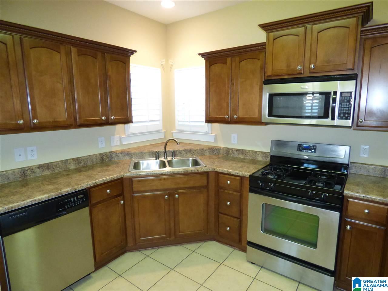 5900 Ridgeline Drive Bessemer, AL 35022 - Photo 7 of 20