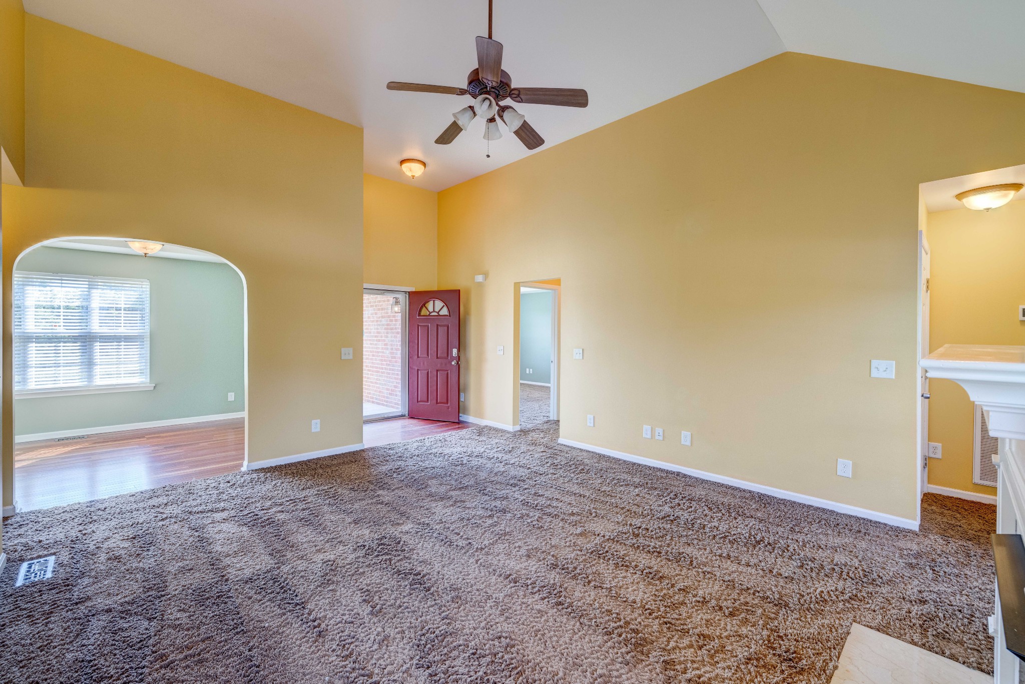 582 Cedar Grove Road Lebanon, TN 37087 - Photo 8 of 47 a view of a big room with windows
