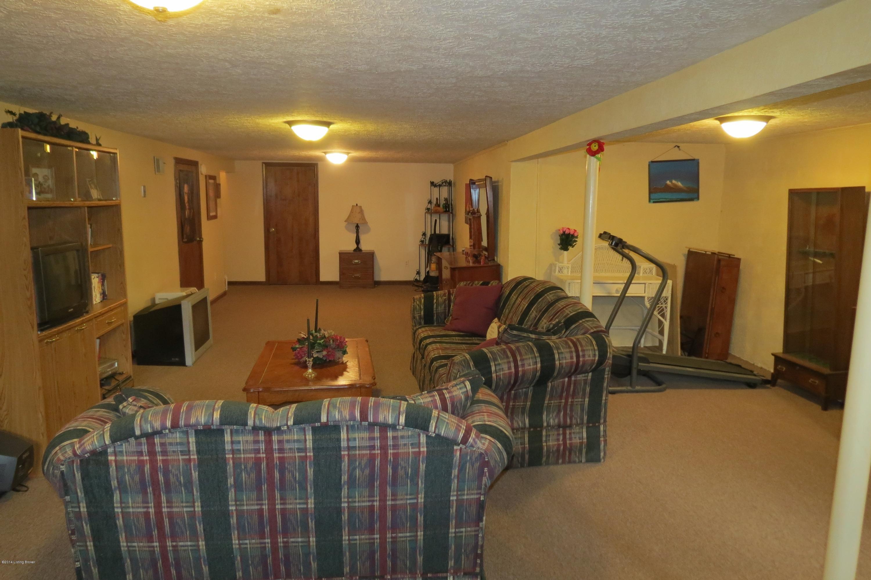 889 Lagrange Road New Castle, KY 40050 - Photo 18 of 21 Downstairs Great Room