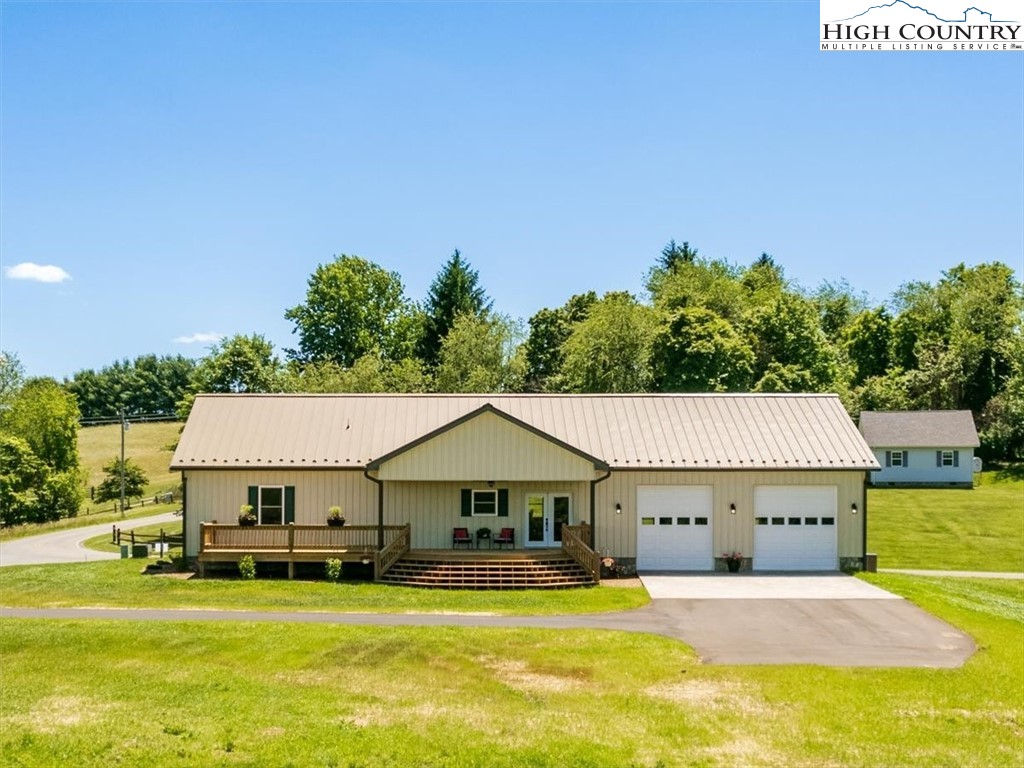 570 Rivers Edge Road Sparta, NC 28675 - Photo 3 of 47 Gallery Image 3