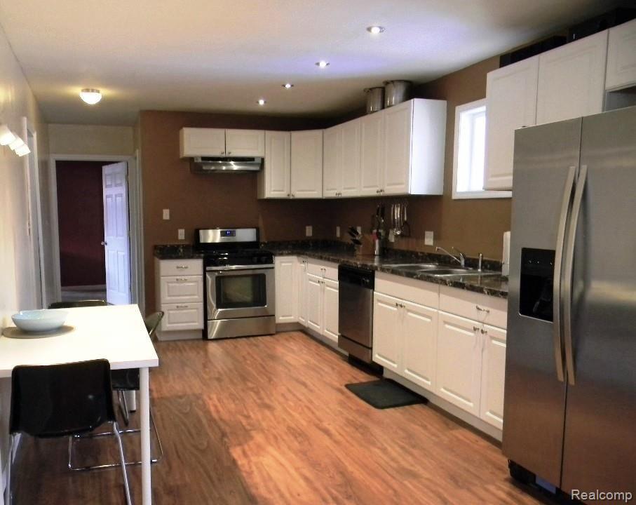 3300 Crooks Road Rochester Hills, MI 48309 - Photo 4 of 19