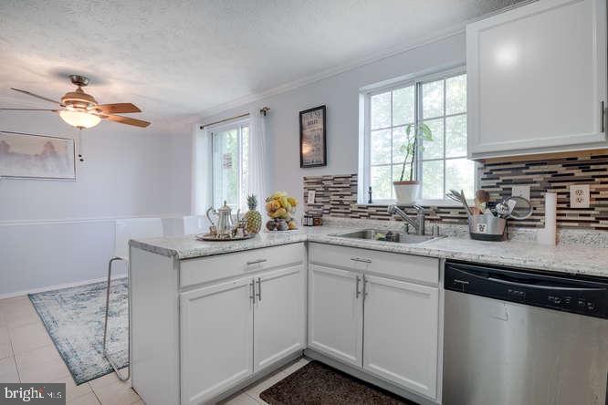 1407 Farmcrest Way Silver Spring, MD 20905 - Photo 12 of 32 Gallery Image 12