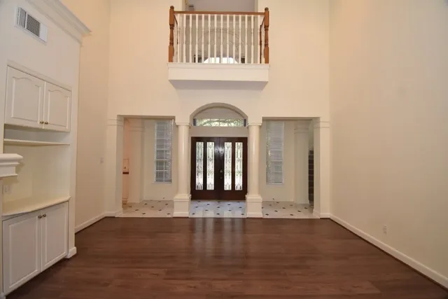 $650,000 | 16 Treverstone Court, Sugar Land, TX 77479