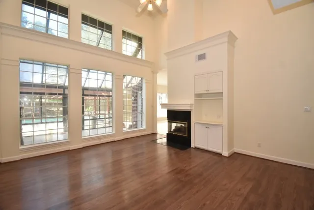 $650,000 | 16 Treverstone Court, Sugar Land, TX 77479