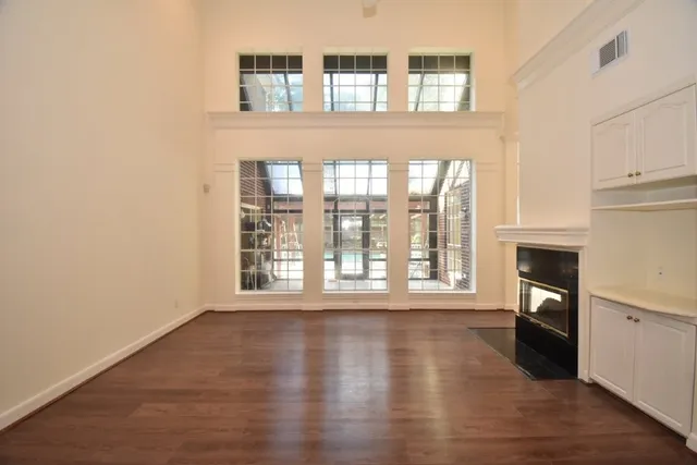 $650,000 | 16 Treverstone Court, Sugar Land, TX 77479