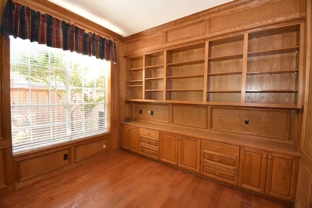 $650,000 | 16 Treverstone Court, Sugar Land, TX 77479