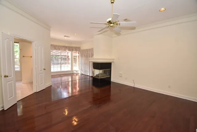 $650,000 | 16 Treverstone Court, Sugar Land, TX 77479