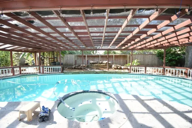 $650,000 | 16 Treverstone Court, Sugar Land, TX 77479