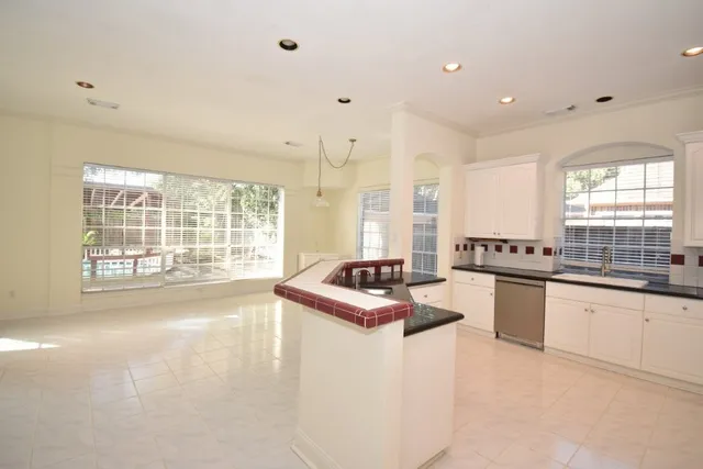 $650,000 | 16 Treverstone Court, Sugar Land, TX 77479