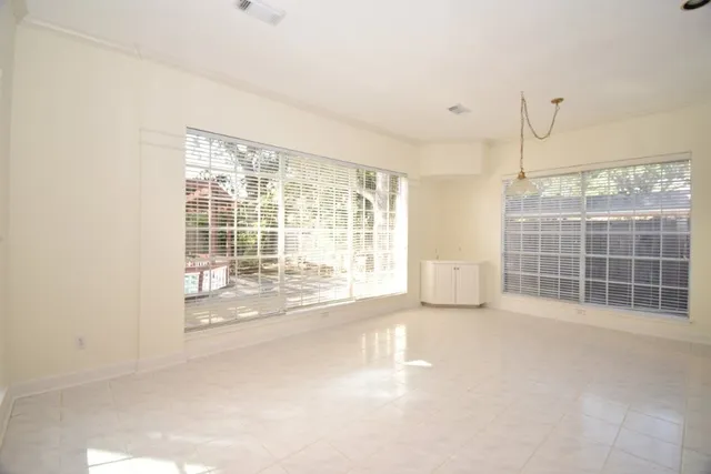 $650,000 | 16 Treverstone Court, Sugar Land, TX 77479