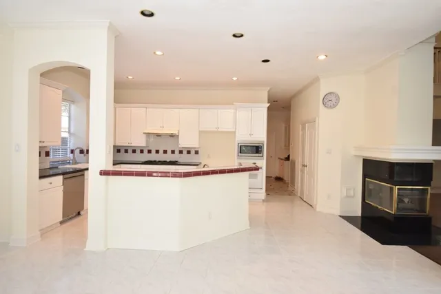 $650,000 | 16 Treverstone Court, Sugar Land, TX 77479