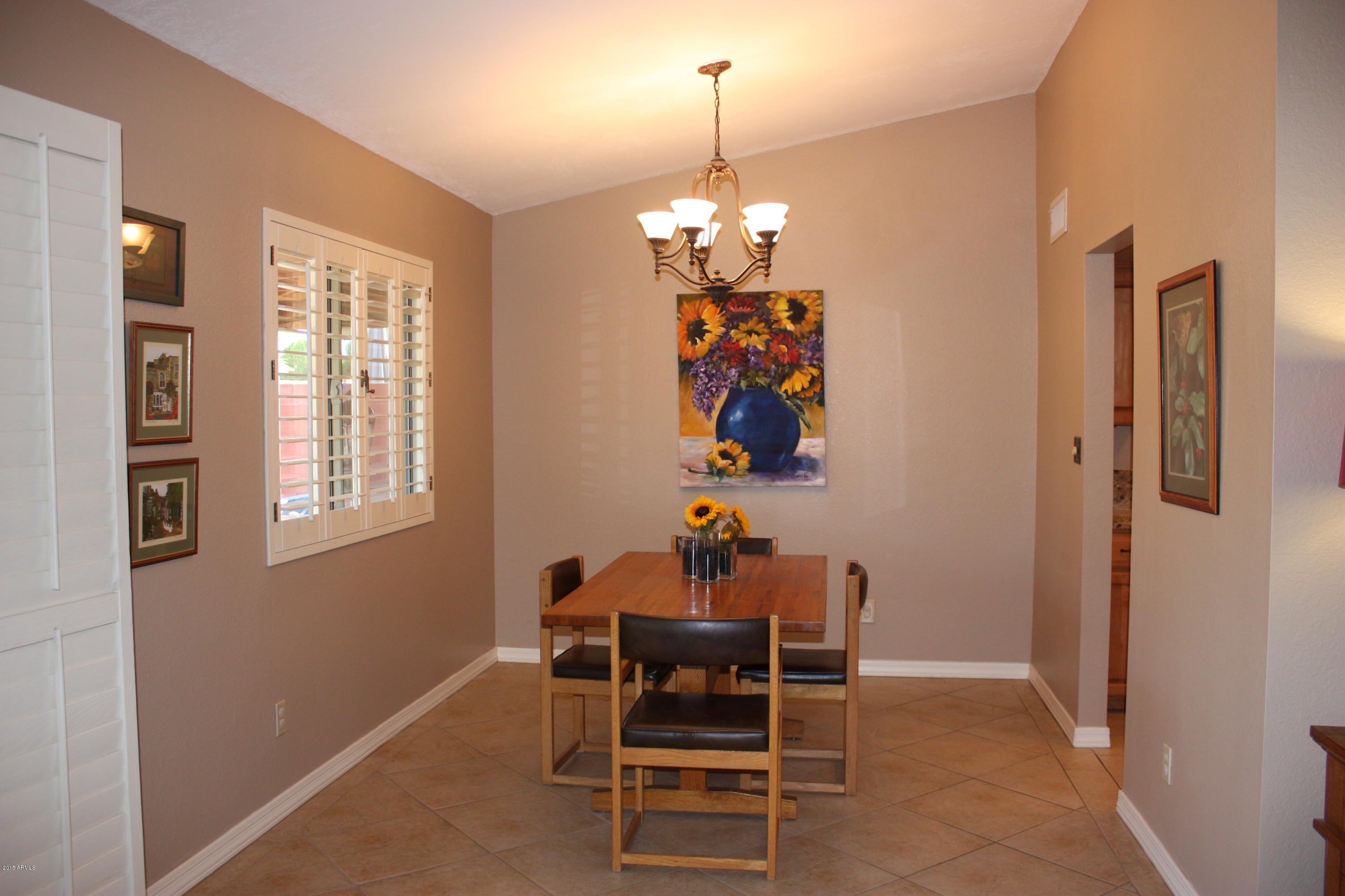 920 East Grandview Road Phoenix, AZ 85022 - Photo 15 of 30 Dining Room