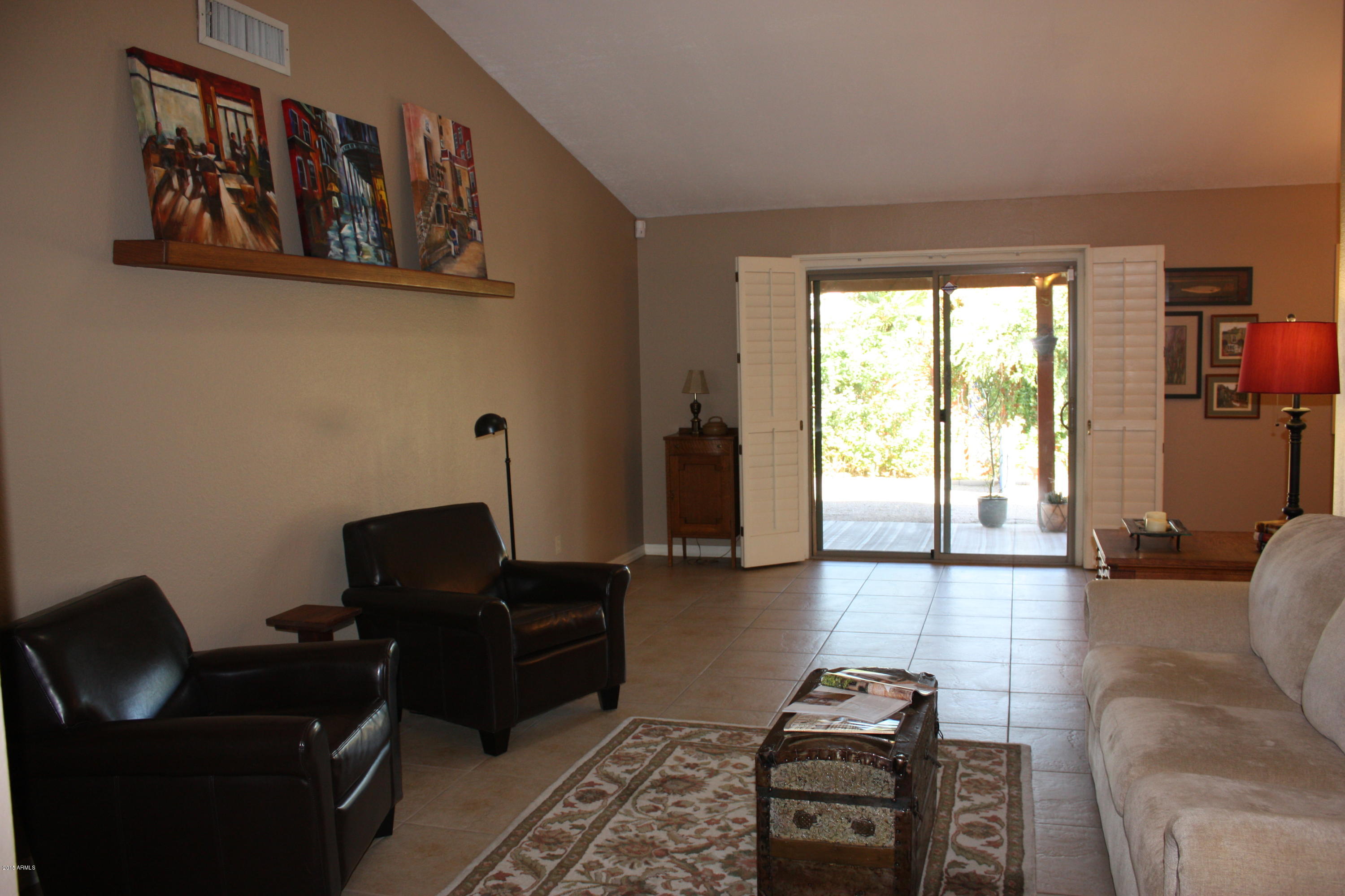920 East Grandview Road Phoenix, AZ 85022 - Photo 3 of 30 Living Room 2