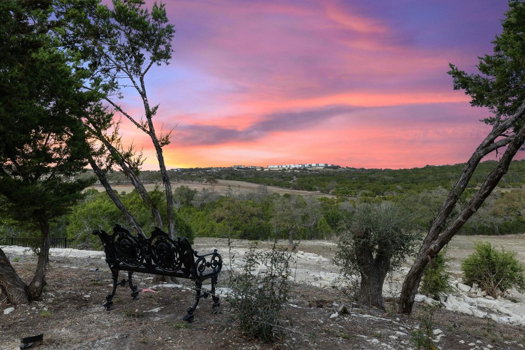 6316 Caudill Lane Austin, TX 78738 - Photo 36 of 40 a view of a outdoor space