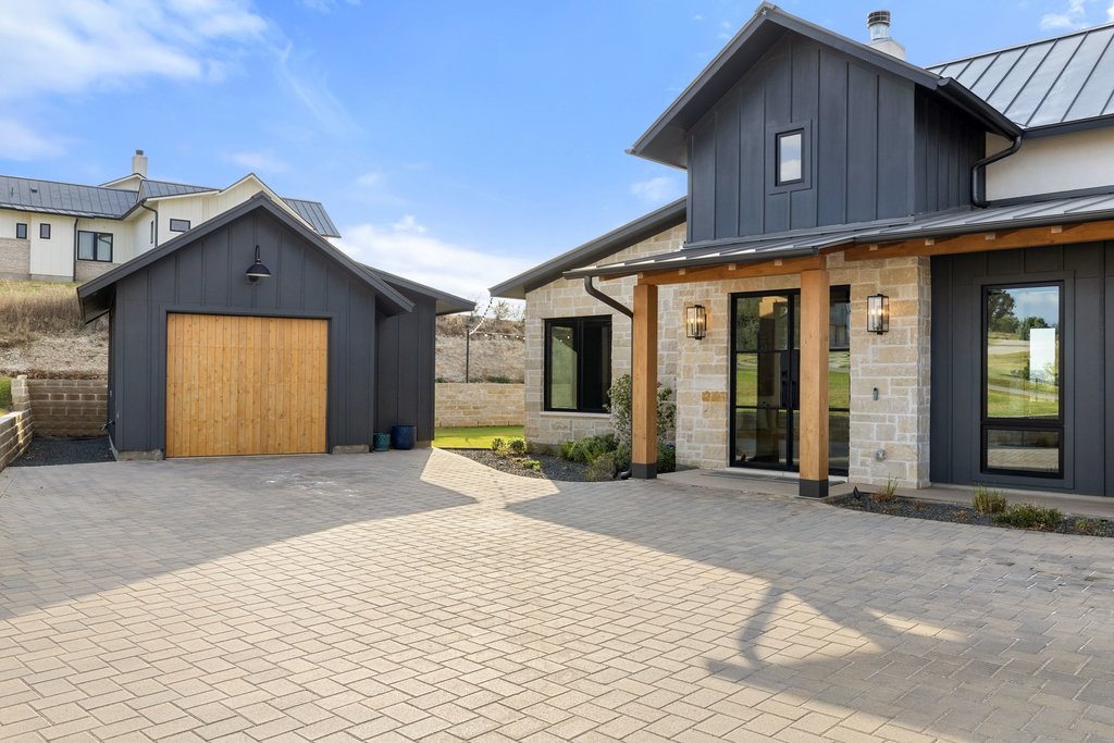 6316 Caudill Lane Austin, TX 78738 - Photo 4 of 40