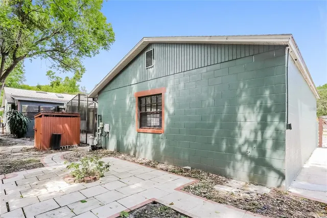 $2,335 | 231 Lago Vista Street, DeBary, FL 32713