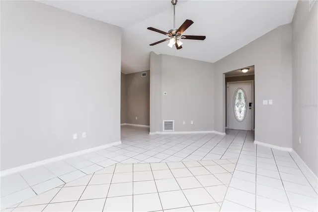 $2,335 | 231 Lago Vista Street, DeBary, FL 32713