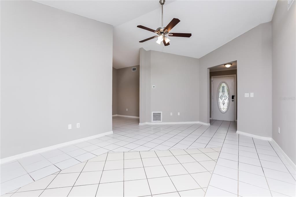 231 Lago Vista Street DeBary, FL 32713 - Photo 3 of 16