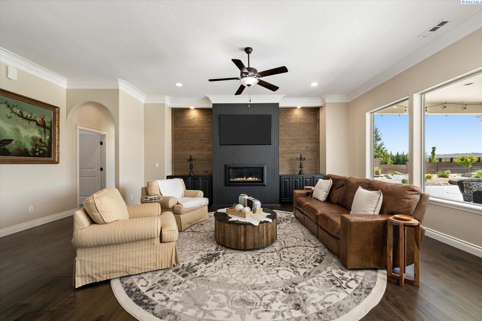 84205 Sagebrush Road Kennewick, WA 99338 - Photo 5 of 48 Gallery Image 5