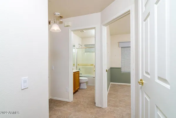 $2,400 | 4715 East Briarwood Terrace, Phoenix, AZ 85048