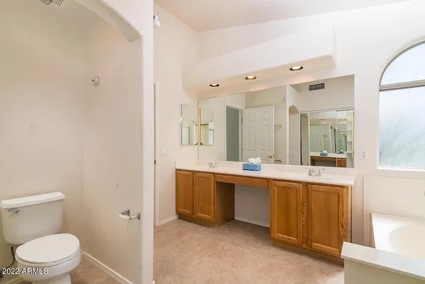 $2,400 | 4715 East Briarwood Terrace, Phoenix, AZ 85048