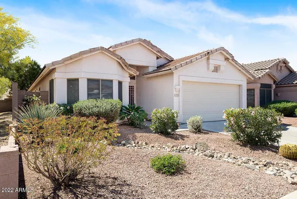 $2,400 | 4715 East Briarwood Terrace, Phoenix, AZ 85048