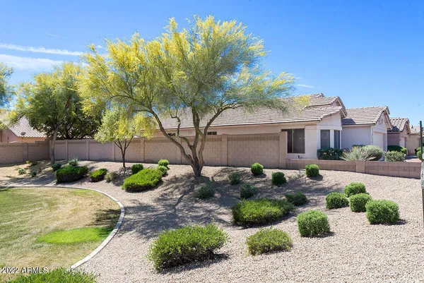 $2,400 | 4715 East Briarwood Terrace, Phoenix, AZ 85048