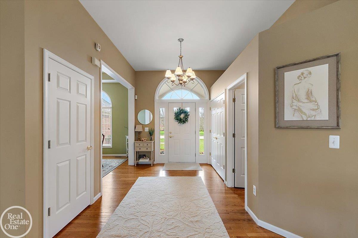 63815 Inverness Washington, MI 48095 - Photo 16 of 66 50204771-da08d2f9-4c4f-4b1f-9d5d-05925e8f7f52.JPG