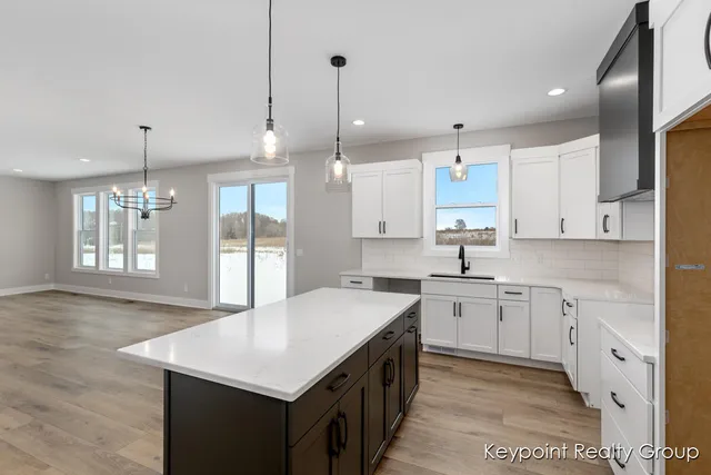 $525,000 | 3269 Stonehill Court, Wayland, MI 49348