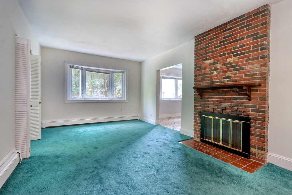 22 Parkway Road Newton, MA 02460 - Photo 4 of 27 Gallery Image 4
