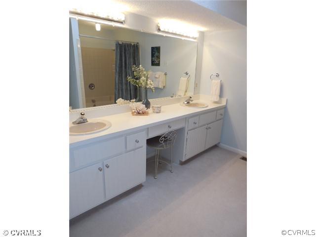 3801 Commodore Point Place Midlothian, VA 23112 - Photo 18 of 24 Gallery Image 18
