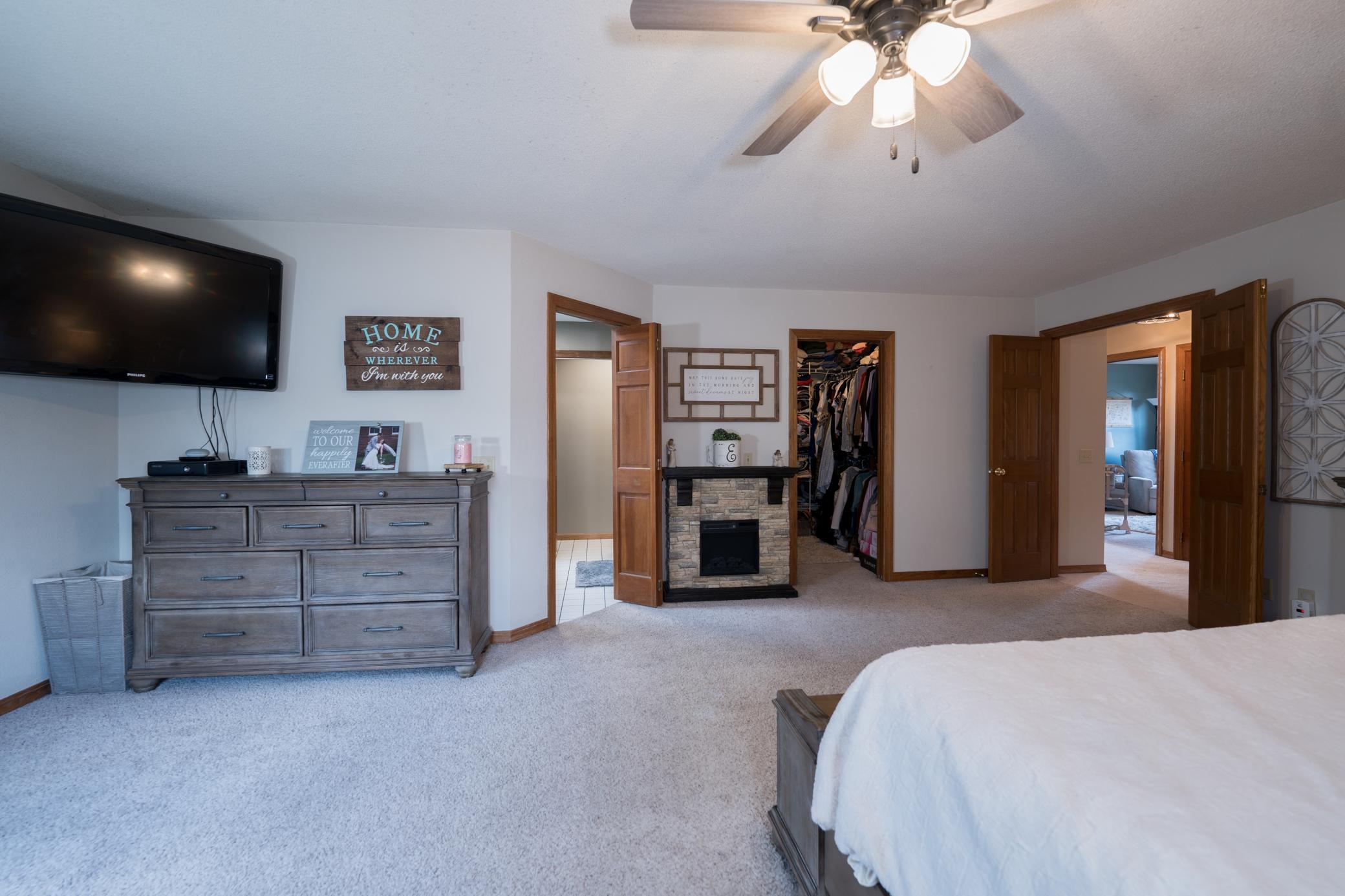 1501 Grover Road Eau Claire, WI 54701 - Photo 23 of 59