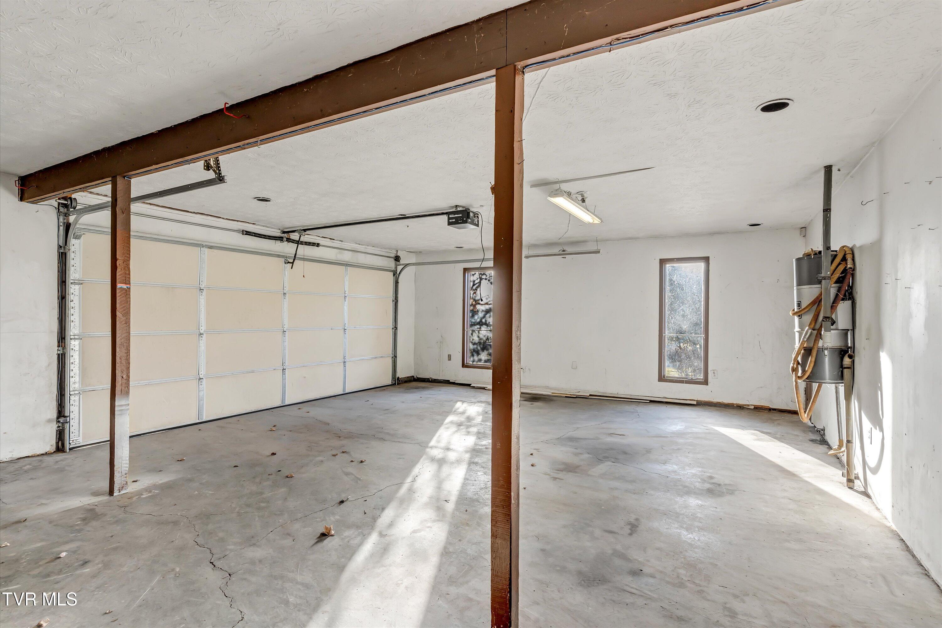 250 Kent Road Harrogate, TN 37752 - Photo 20 of 36 08-250 Kent Rd-8