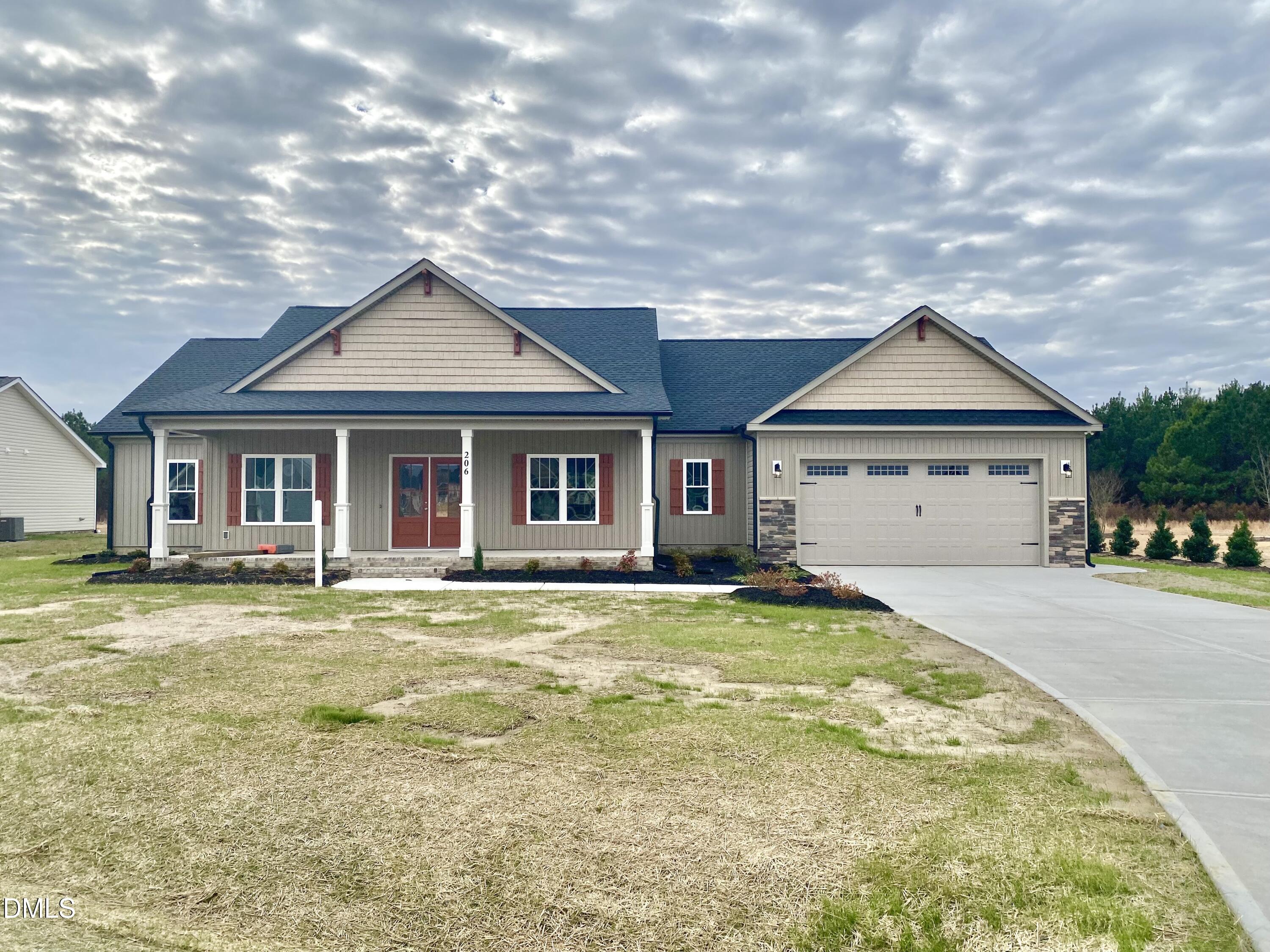 206 Rae Drive Pikeville, NC 27863 - Photo 2 of 35 IMG_4730