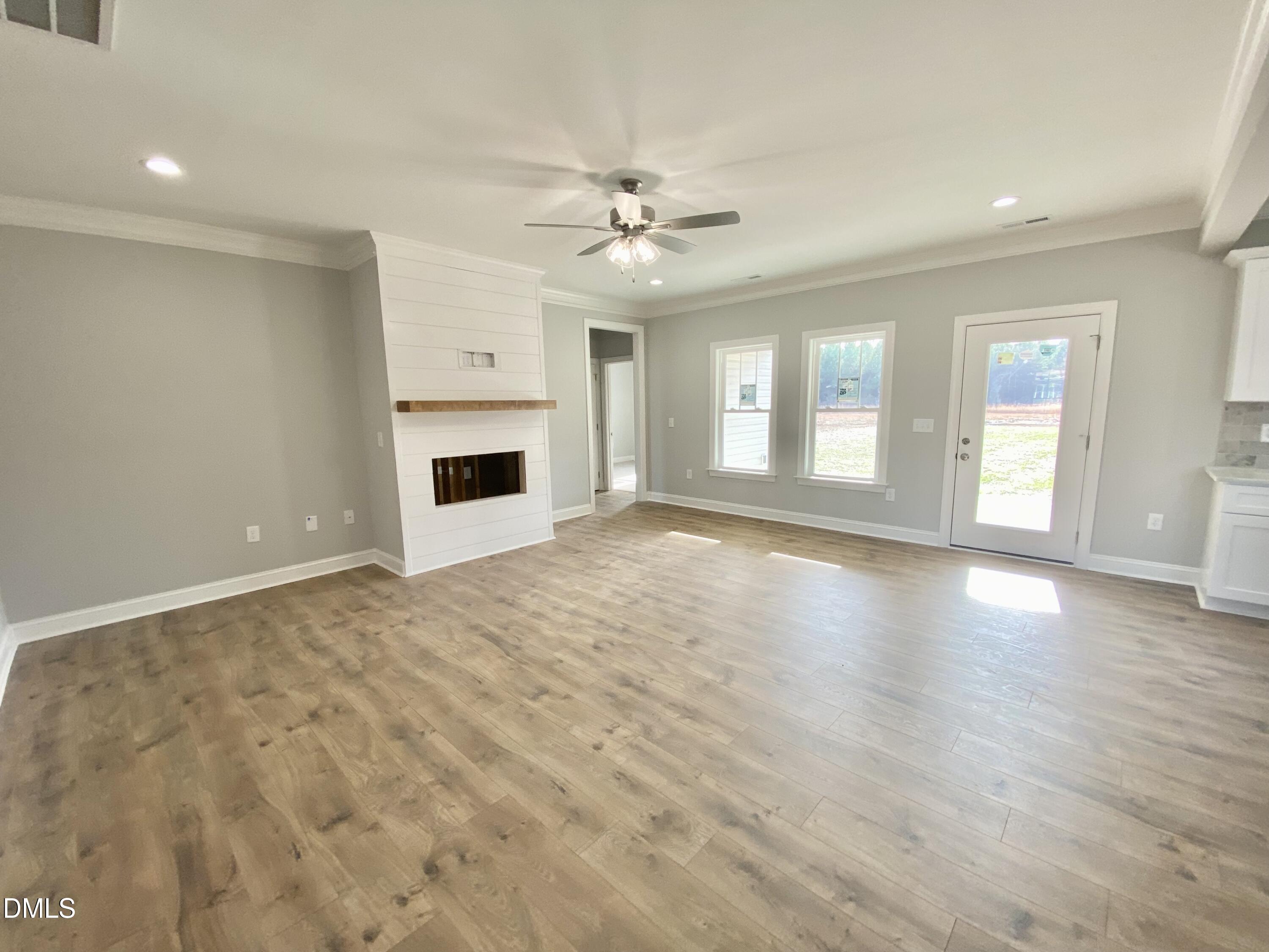 206 Rae Drive Pikeville, NC 27863 - Photo 7 of 35 IMG_4377